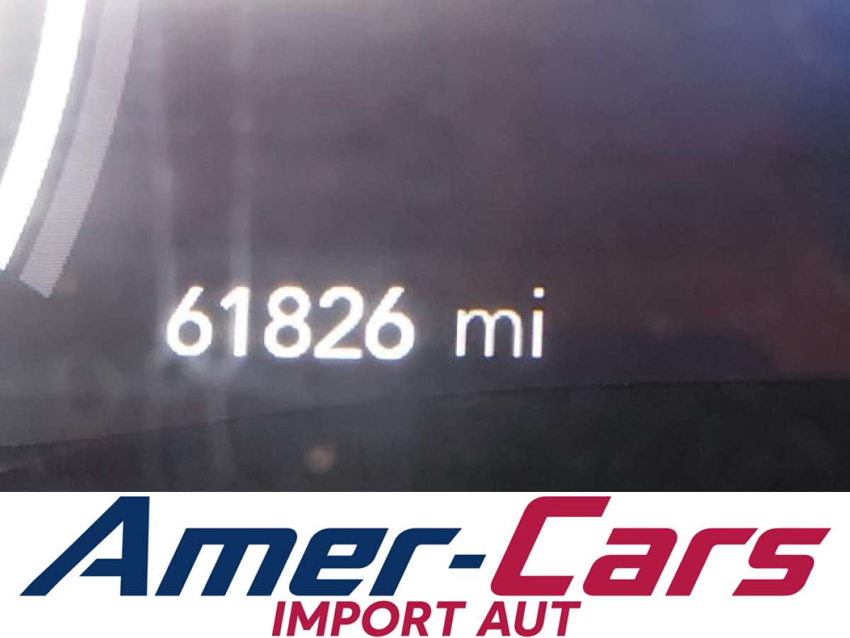 Chrysler Pacifica 2020 z USA — zdjęcie 16 z 17