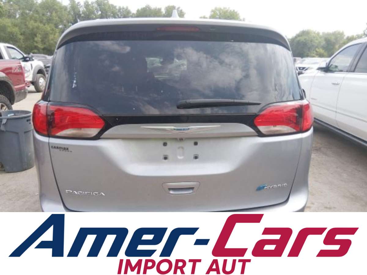 Chrysler Pacifica 2020 z USA — zdjęcie 17 z 17