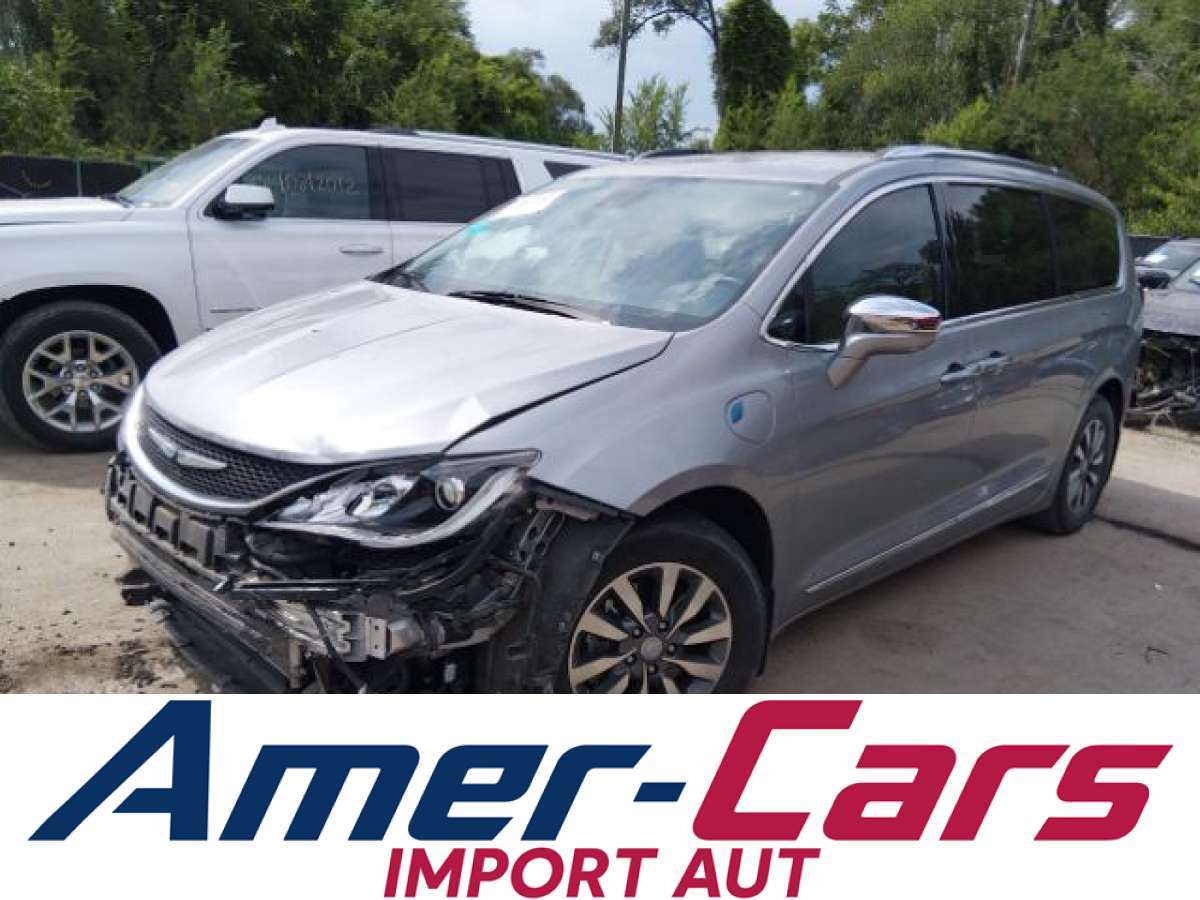 Chrysler Pacifica 2020 z USA — zdjęcie 2 z 17