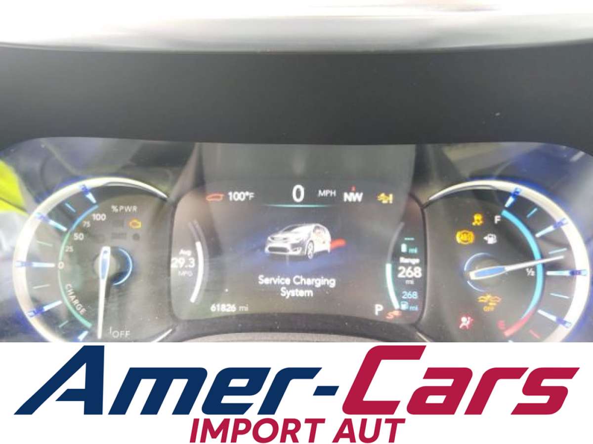 Chrysler Pacifica 2020 z USA — zdjęcie 7 z 17