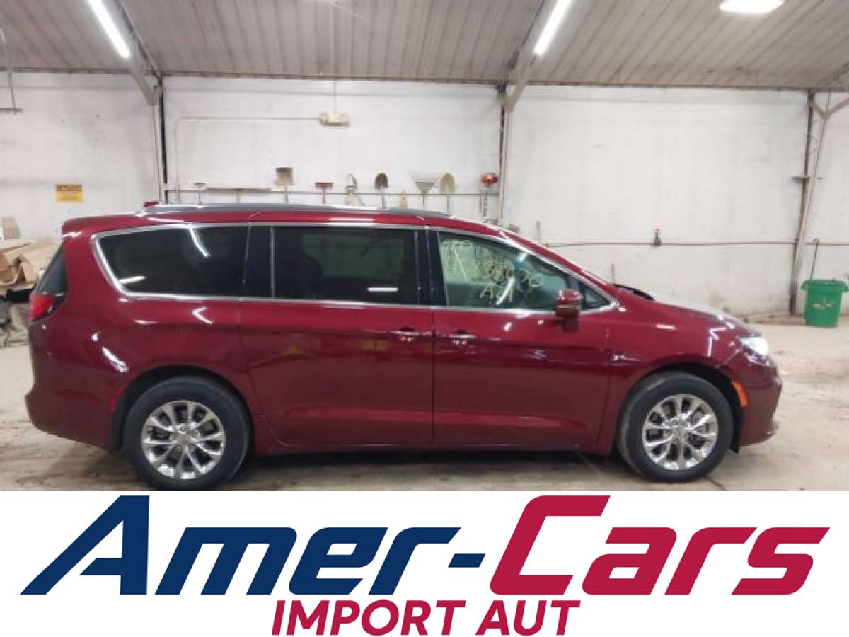 Chrysler Pacifica 2021 z USA — zdjęcie 13 z 18