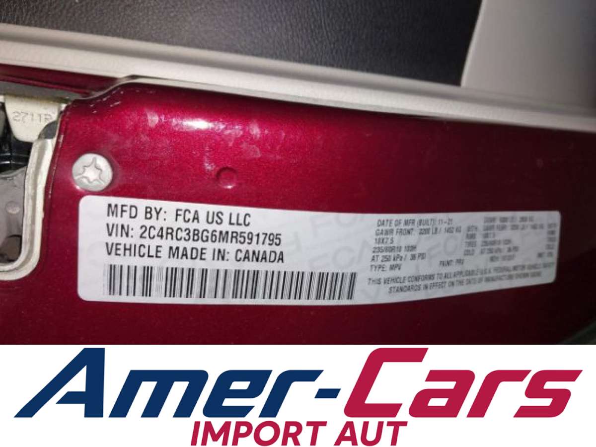 Chrysler Pacifica 2021 z USA — zdjęcie 9 z 18