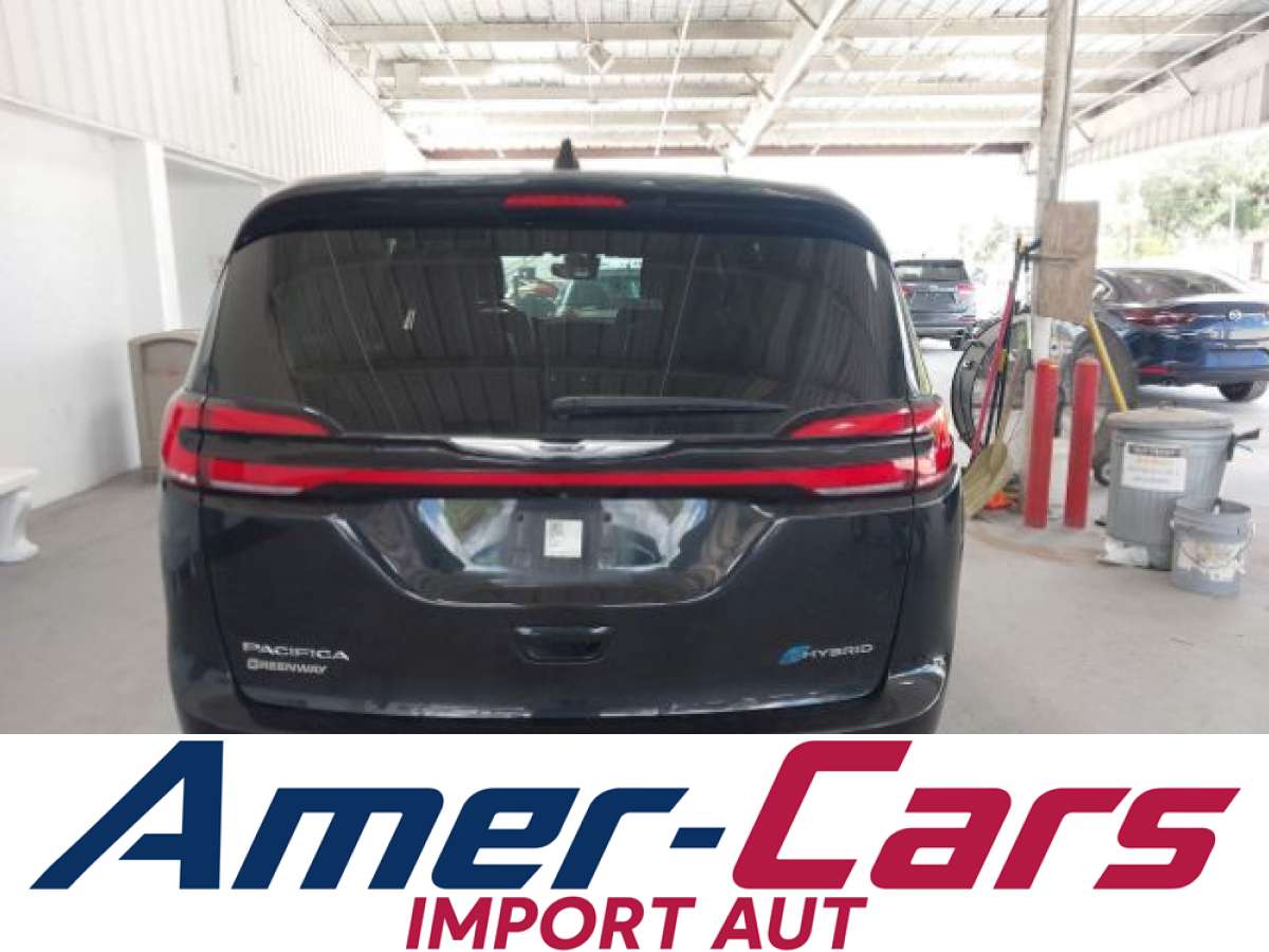 Chrysler Pacifica 2022 z USA — zdjęcie 16 z 16