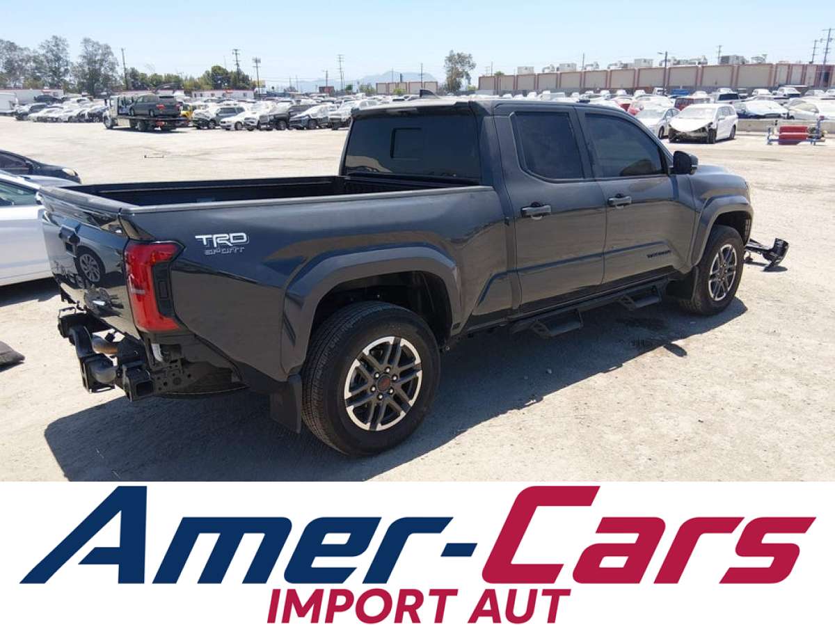 Toyota Tacoma 2025 z USA — zdjęcie 3 z 14