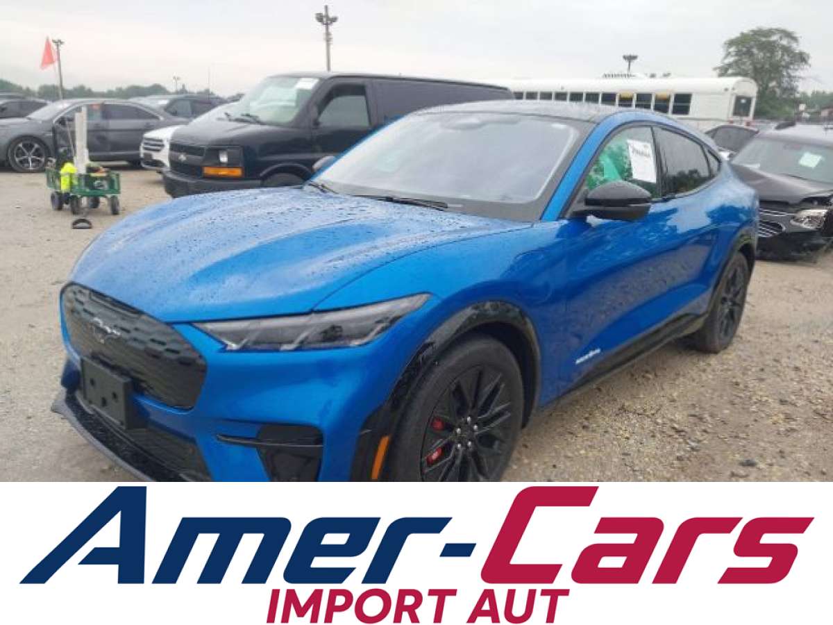 Ford Mustang Mach-E 2025 z USA — zdjęcie 2 z 18