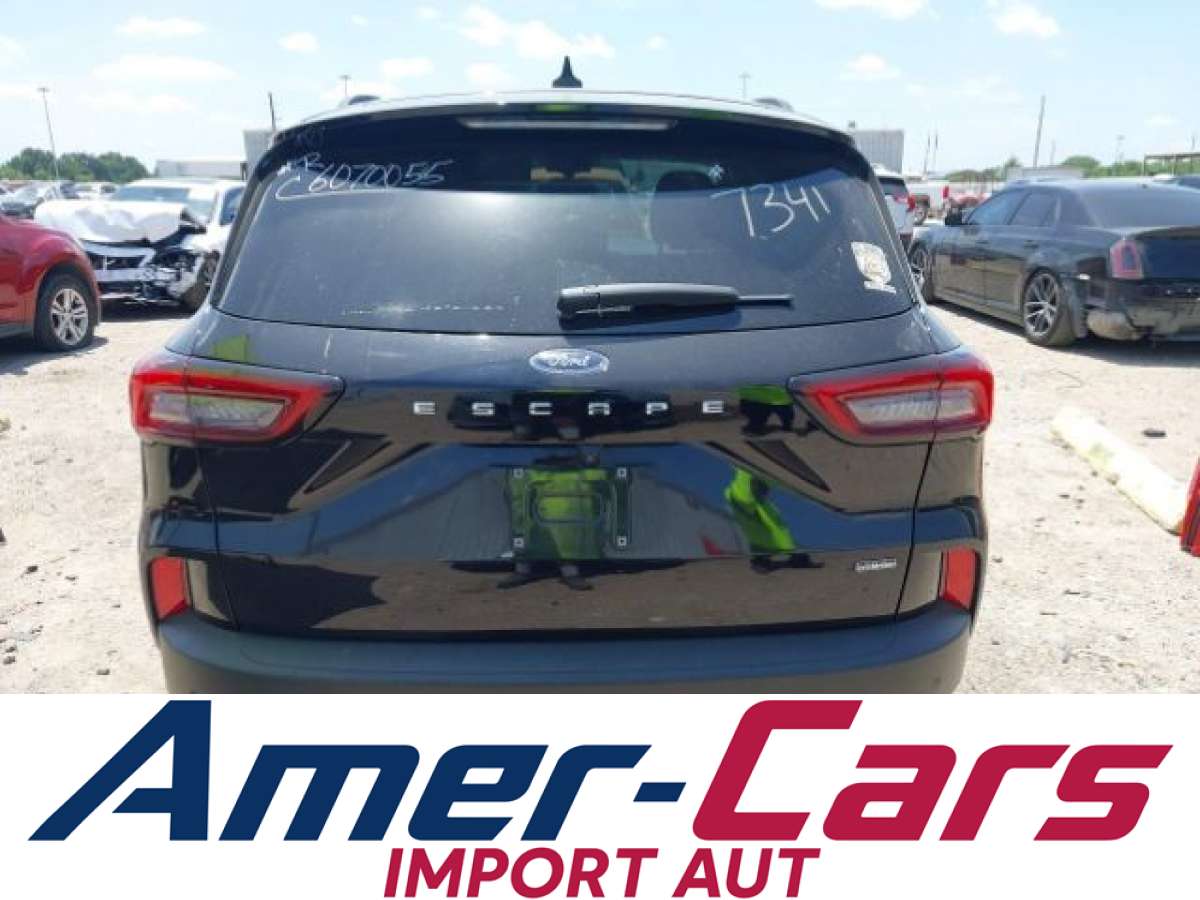 Ford Escape 2024 z USA — zdjęcie 16 z 18