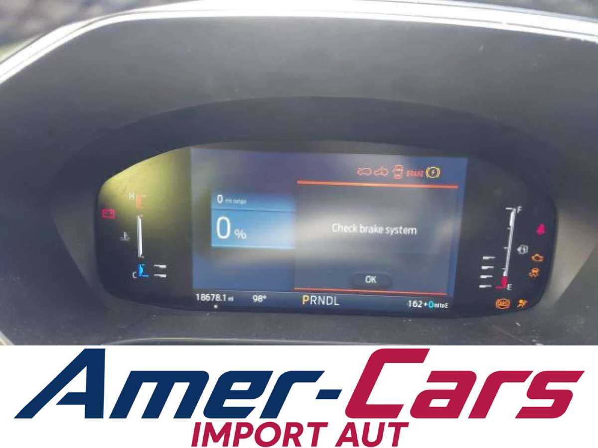 Ford Escape 2024 z USA — zdjęcie 7 z 18