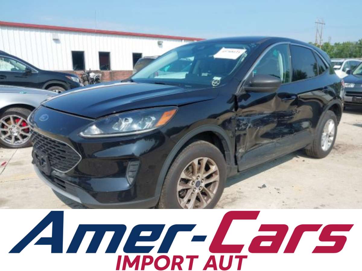 Ford Escape 2022 z USA — zdjęcie 2 z 16