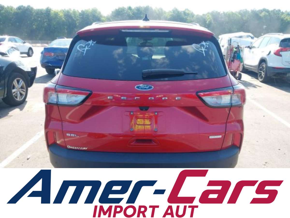 Ford Escape 2020 z USA — zdjęcie 17 z 17