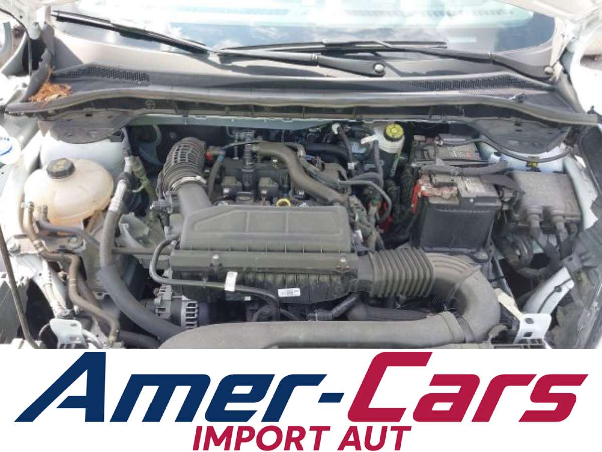 Ford Escape 2023 z USA — zdjęcie 10 z 18