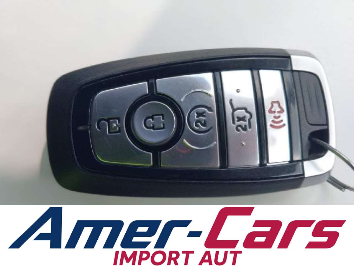 Ford Escape 2023 z USA — zdjęcie 11 z 18