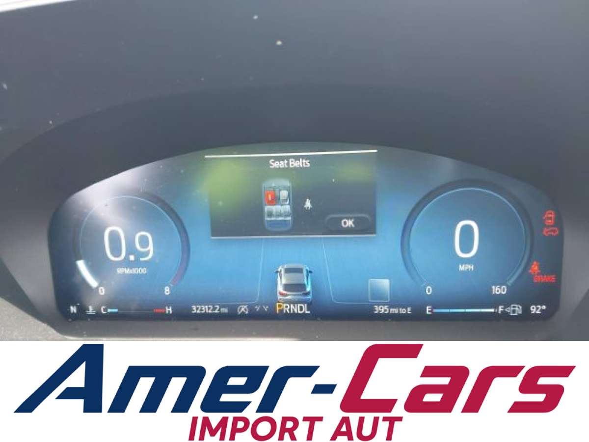 Ford Escape 2023 z USA — zdjęcie 7 z 18