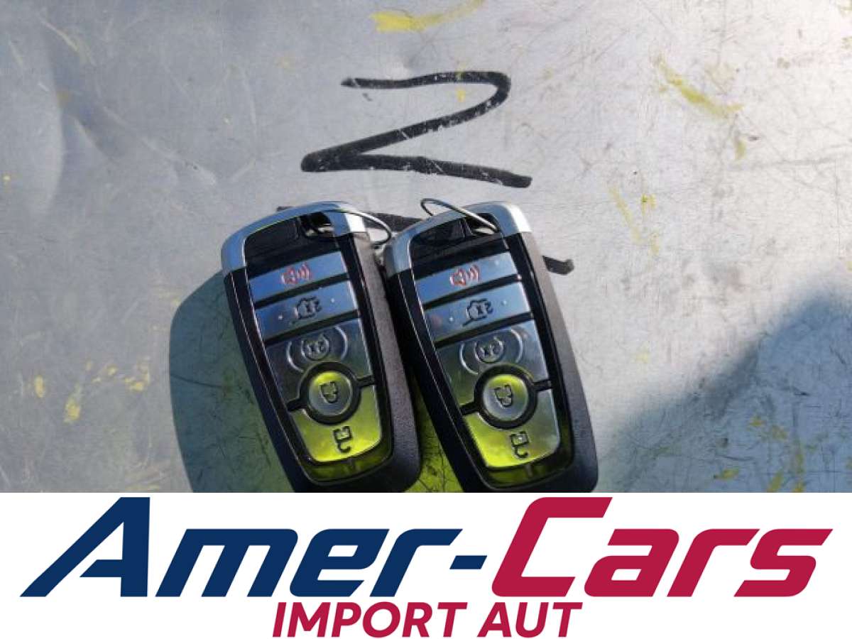 Ford Escape 2020 z USA — zdjęcie 11 z 16