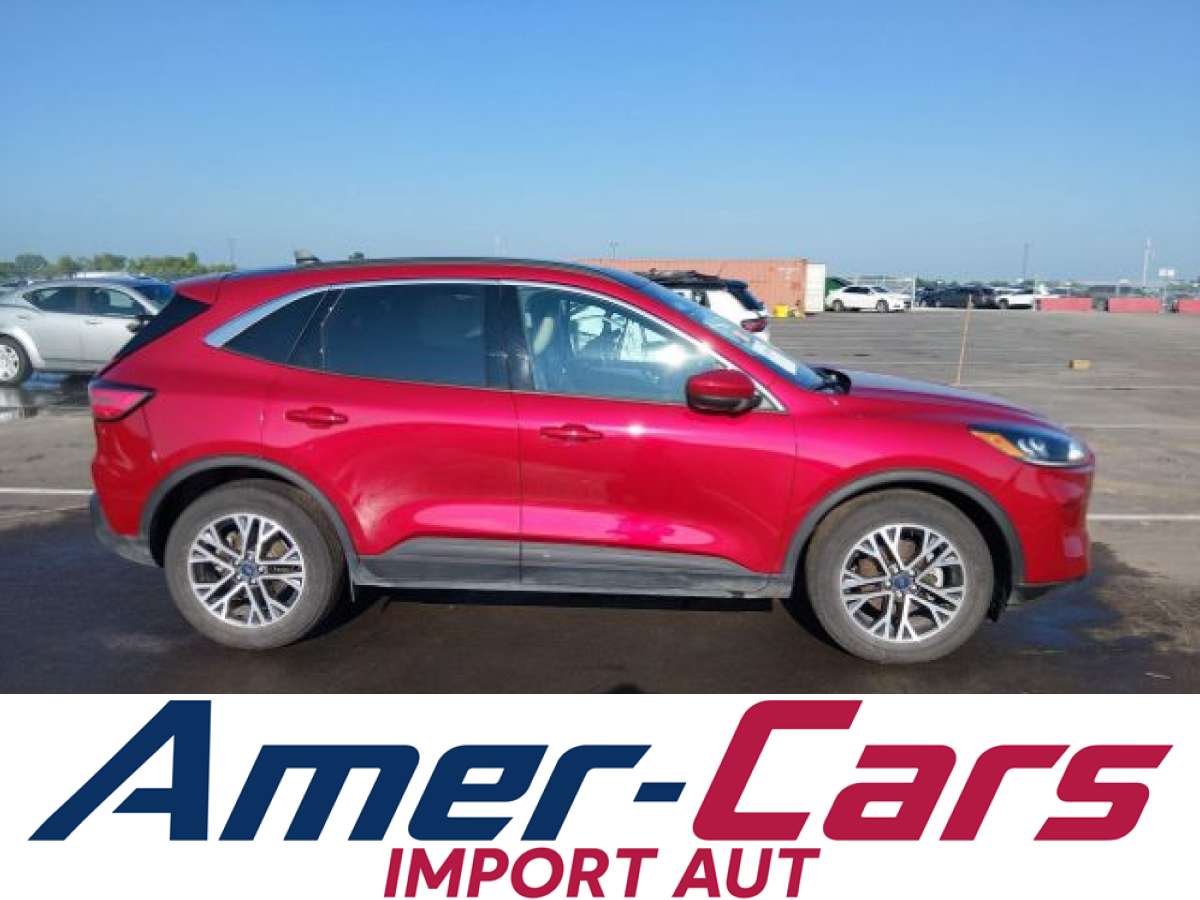 Ford Escape 2020 z USA — zdjęcie 13 z 16