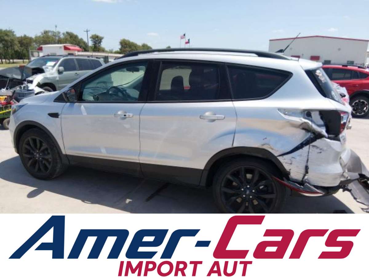 Ford Escape 2019 z USA — zdjęcie 14 z 16