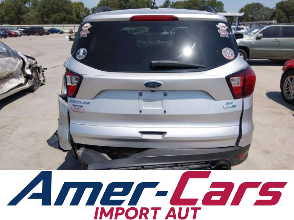 Ford Escape 2019 z USA — zdjęcie 16 z 16