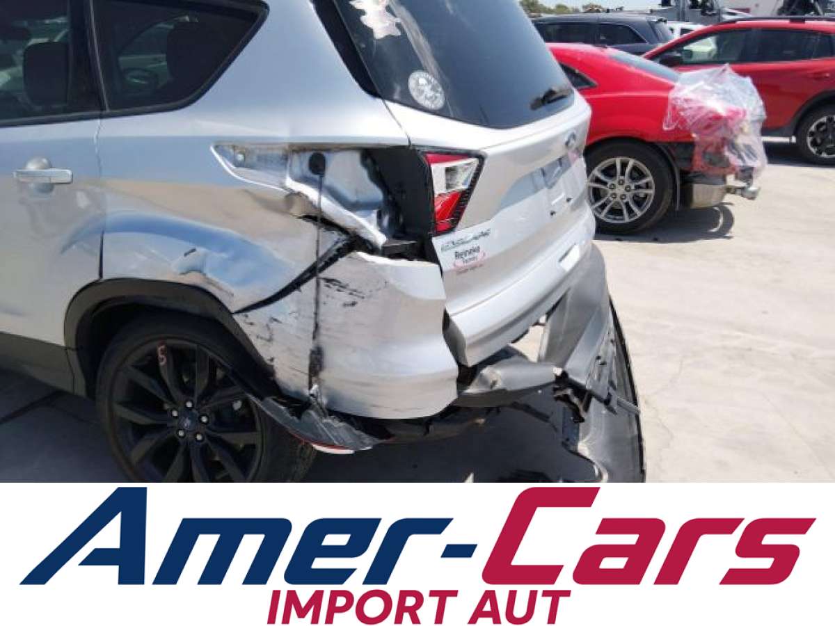 Ford Escape 2019 z USA — zdjęcie 6 z 16