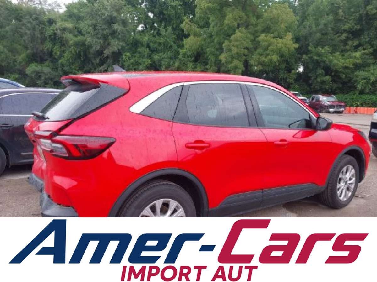 Ford Escape 2024 z USA — zdjęcie 13 z 16