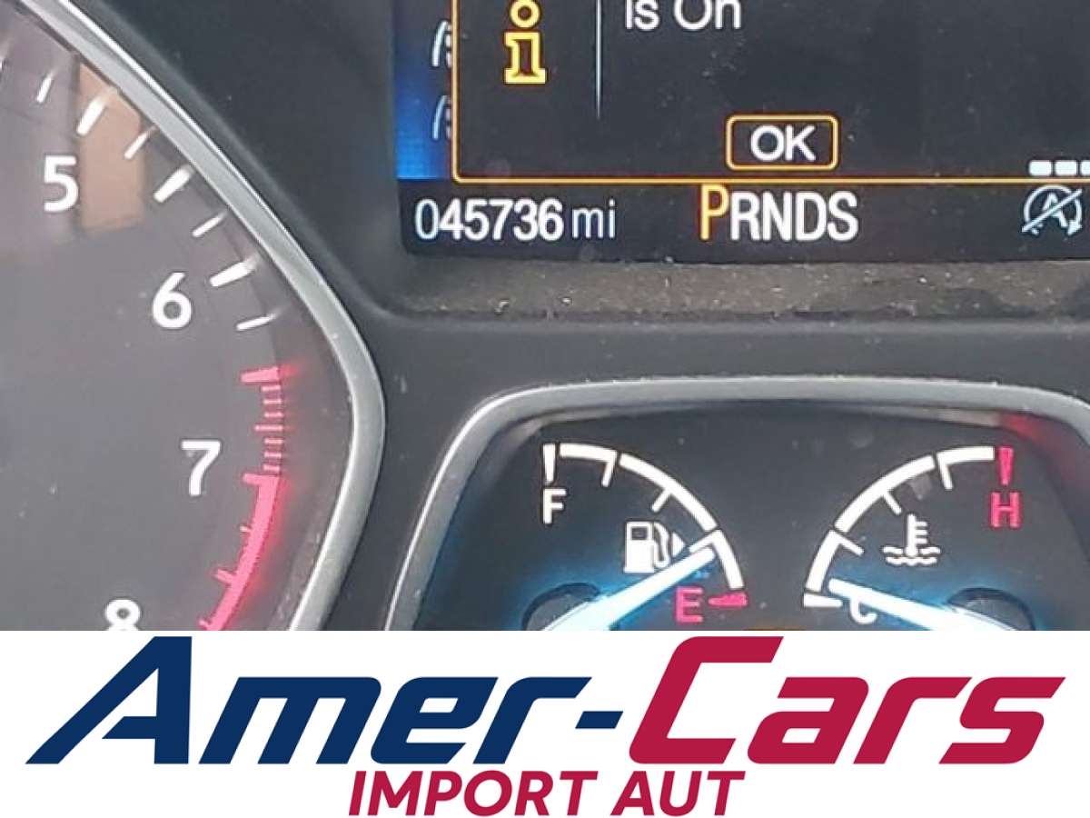 Ford Escape 2019 z USA — zdjęcie 15 z 16