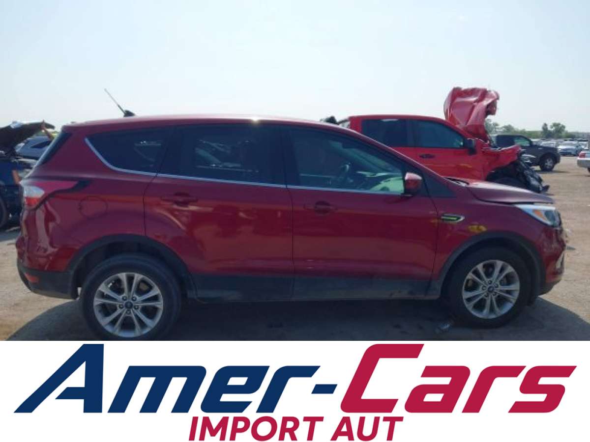 Ford Escape 2019 z USA — zdjęcie 12 z 15