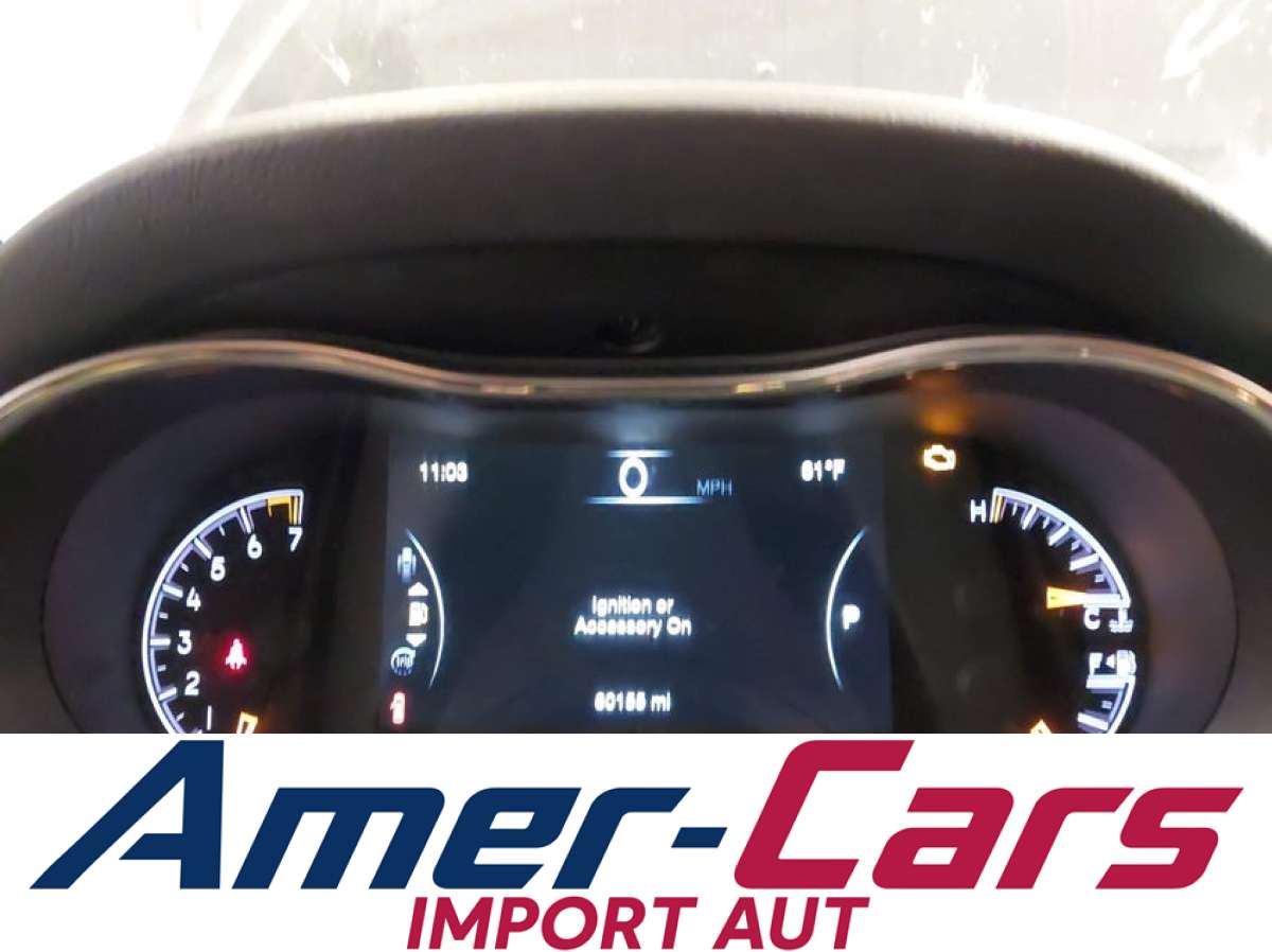 Jeep Grand Cherokee 2022 z USA — zdjęcie 13 z 14