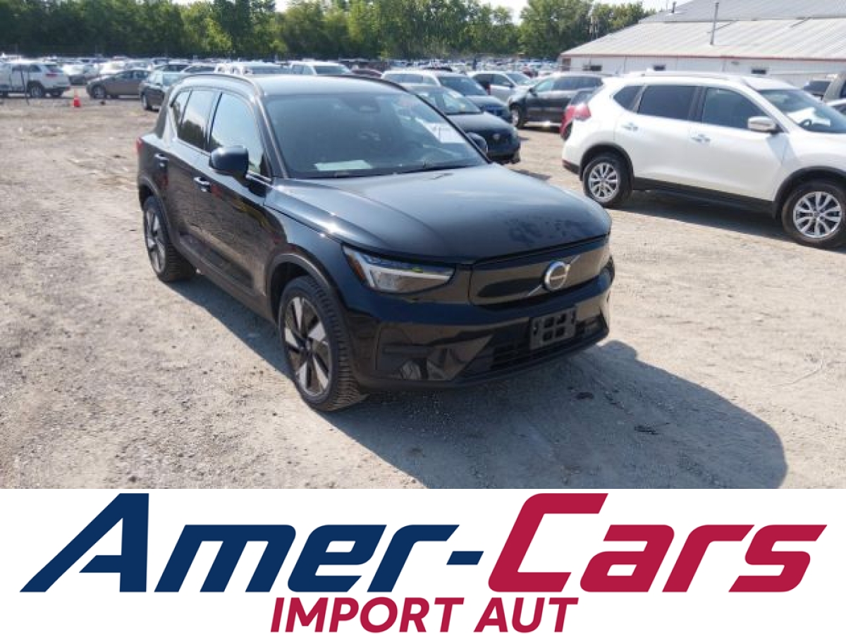 Volvo XC 40 2025 2