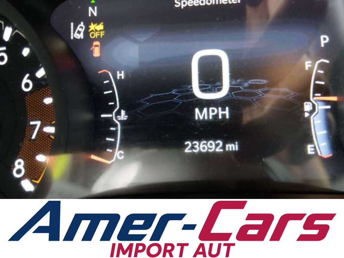 Jeep Compass 2024 z USA — zdjęcie 15 z 15