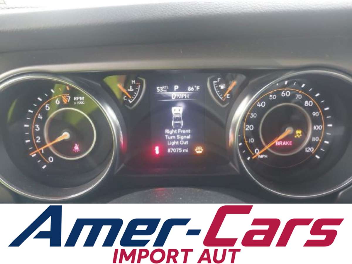 Jeep Wrangler 2020 z USA — zdjęcie 7 z 17