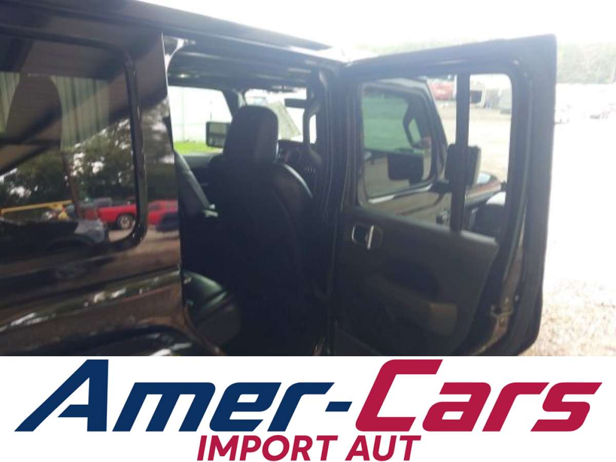 Jeep Wrangler 2018 z USA — zdjęcie 8 z 16