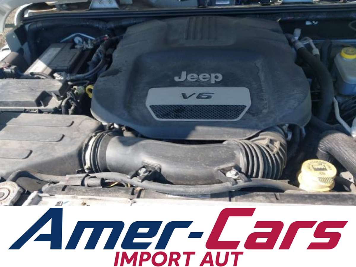 Jeep Wrangler 2018 z USA — zdjęcie 10 z 17