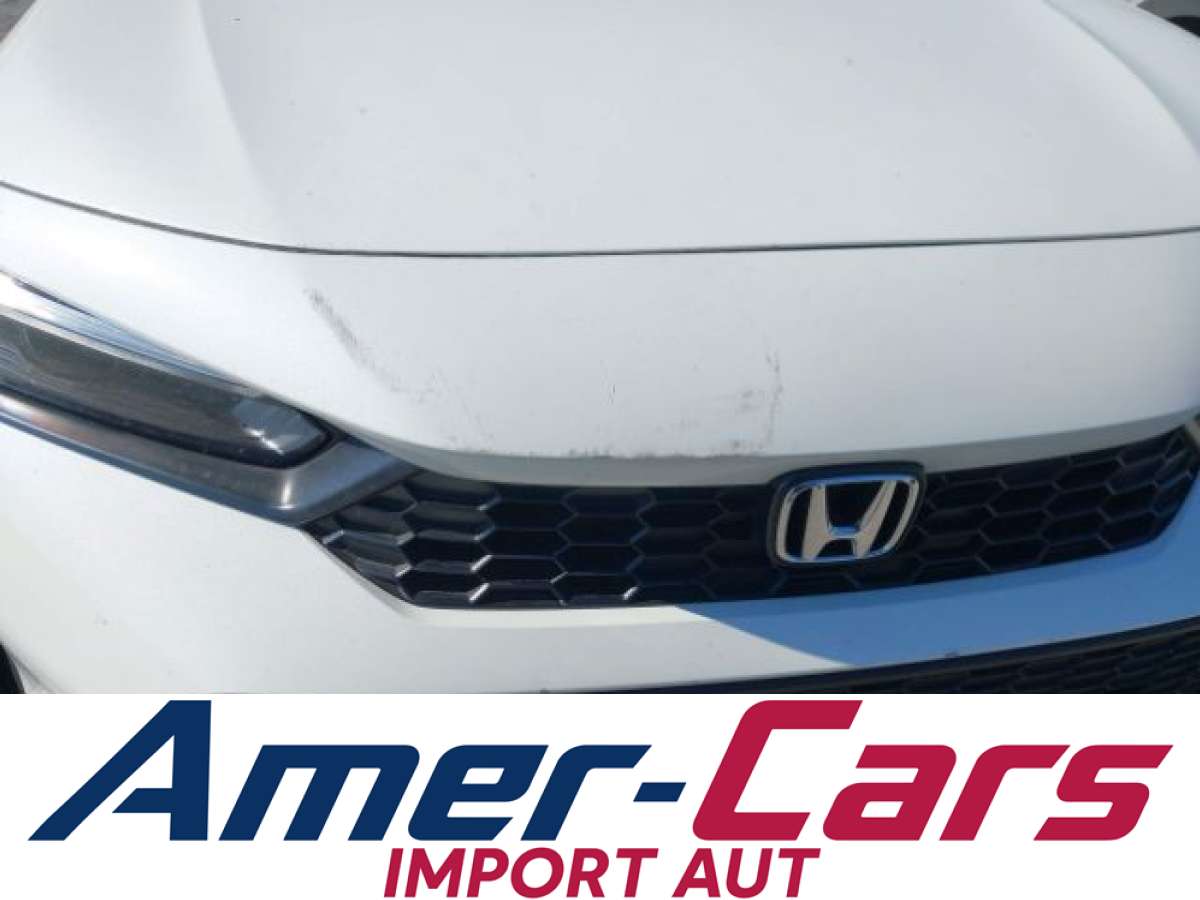 Honda Civic 2025 z USA — zdjęcie 12 z 17