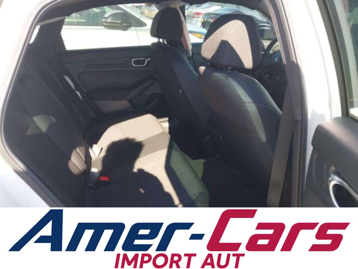 Honda Civic 2025 z USA — zdjęcie 8 z 17