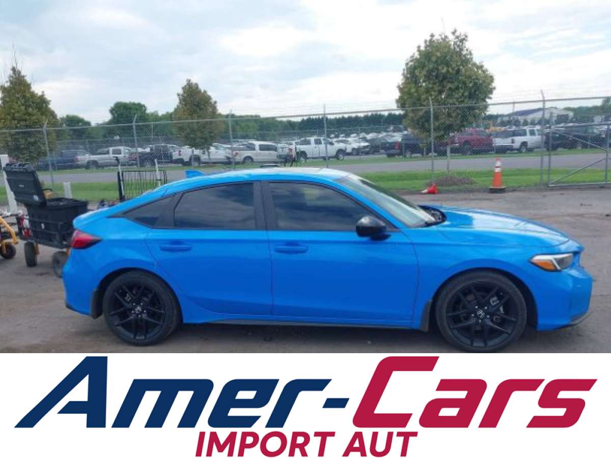 Honda Civic 2025 z USA — zdjęcie 13 z 16
