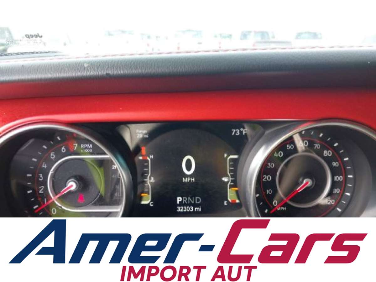 Jeep Wrangler 2021 z USA — zdjęcie 11 z 16