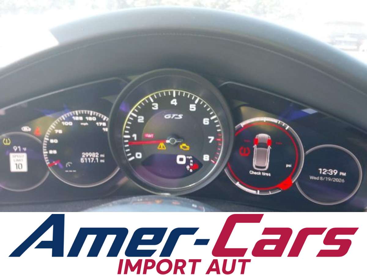 Porsche Cayenne 2023 z USA — zdjęcie 15 z 16