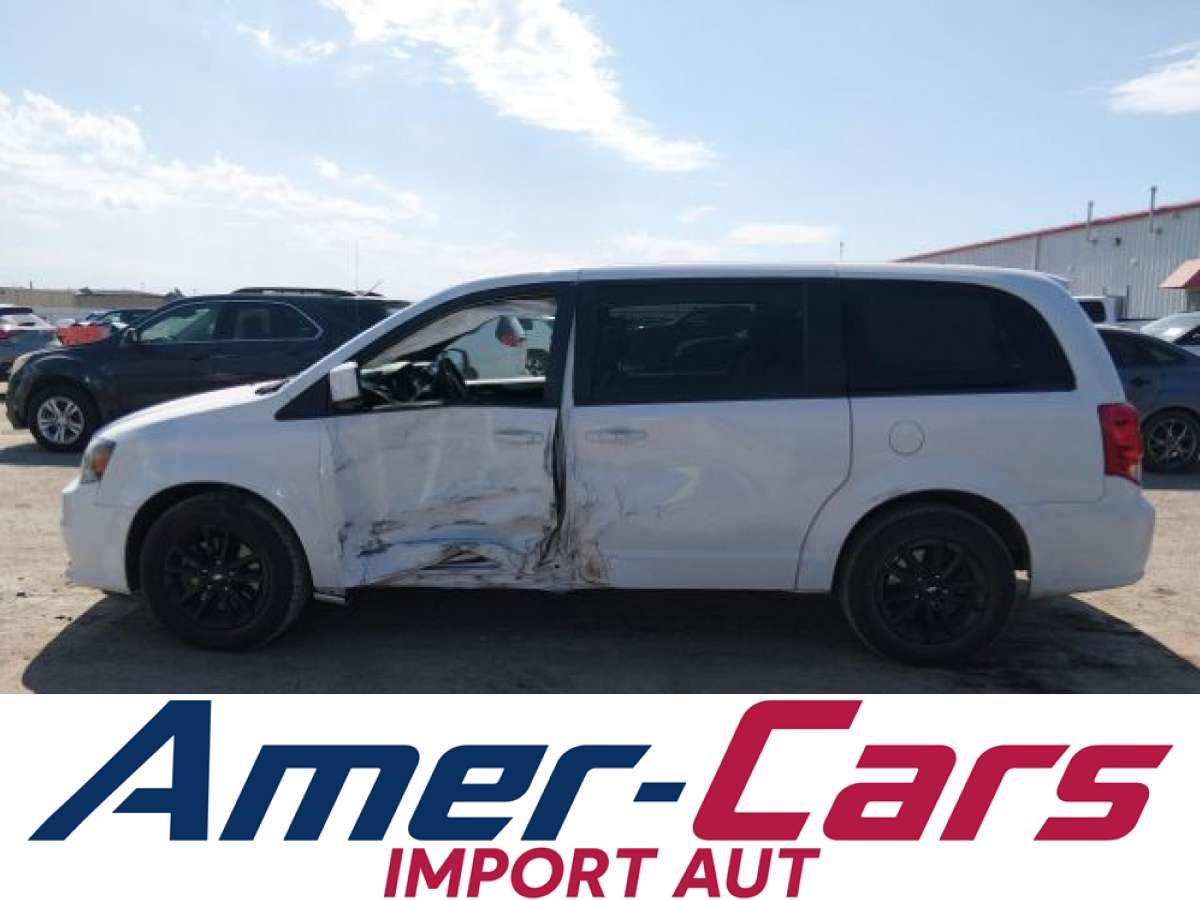 Dodge Grand Caravan 2020 z USA — zdjęcie 15 z 17