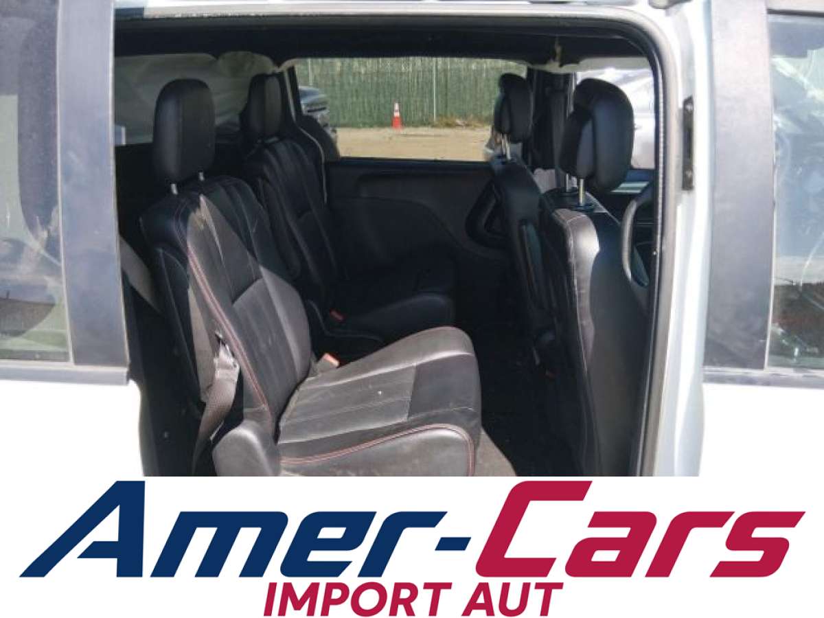 Dodge Grand Caravan 2020 z USA — zdjęcie 8 z 17