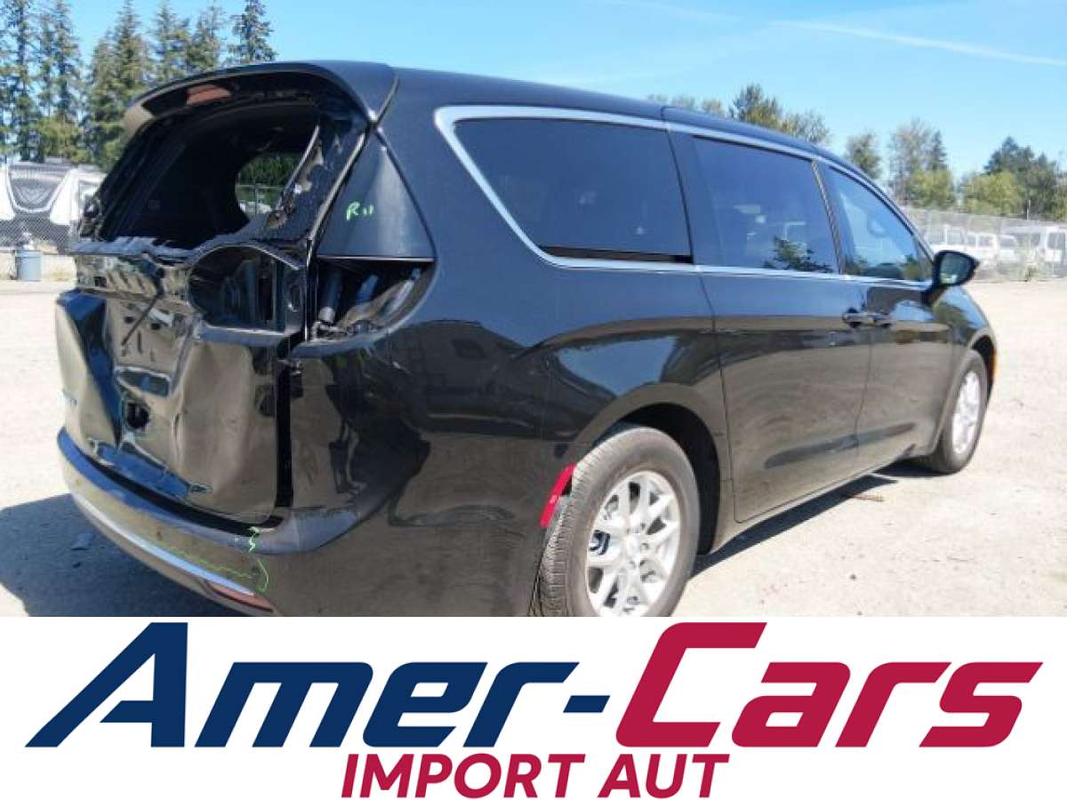 Chrysler Pacifica 2026 z USA — zdjęcie 7 z 18