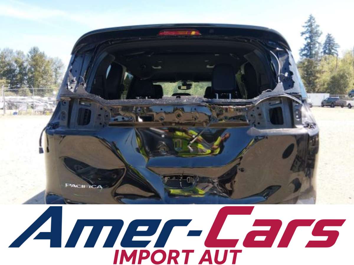 Chrysler Pacifica 2026 z USA — zdjęcie 8 z 18