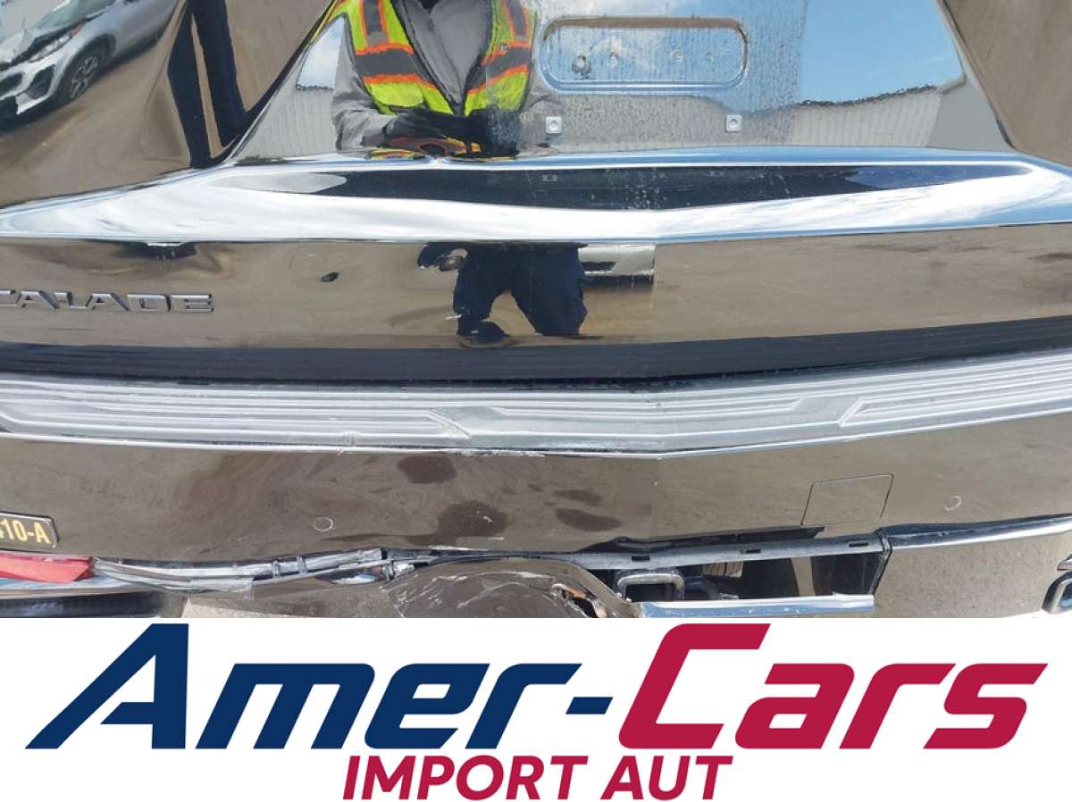 Cadillac Escalade 2024 z USA — zdjęcie 9 z 13