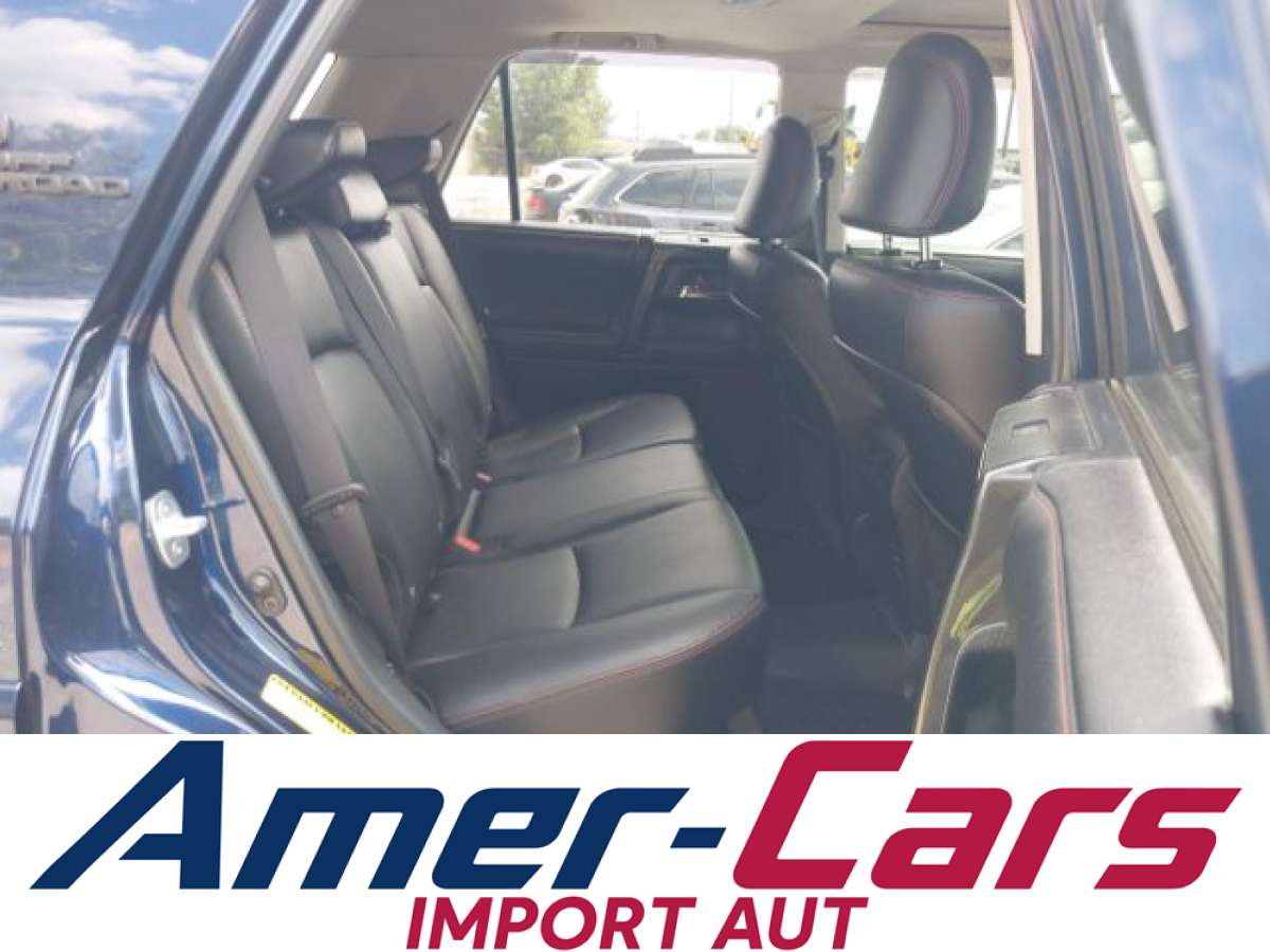 Toyota 4-Runner 2018 z USA — zdjęcie 13 z 15