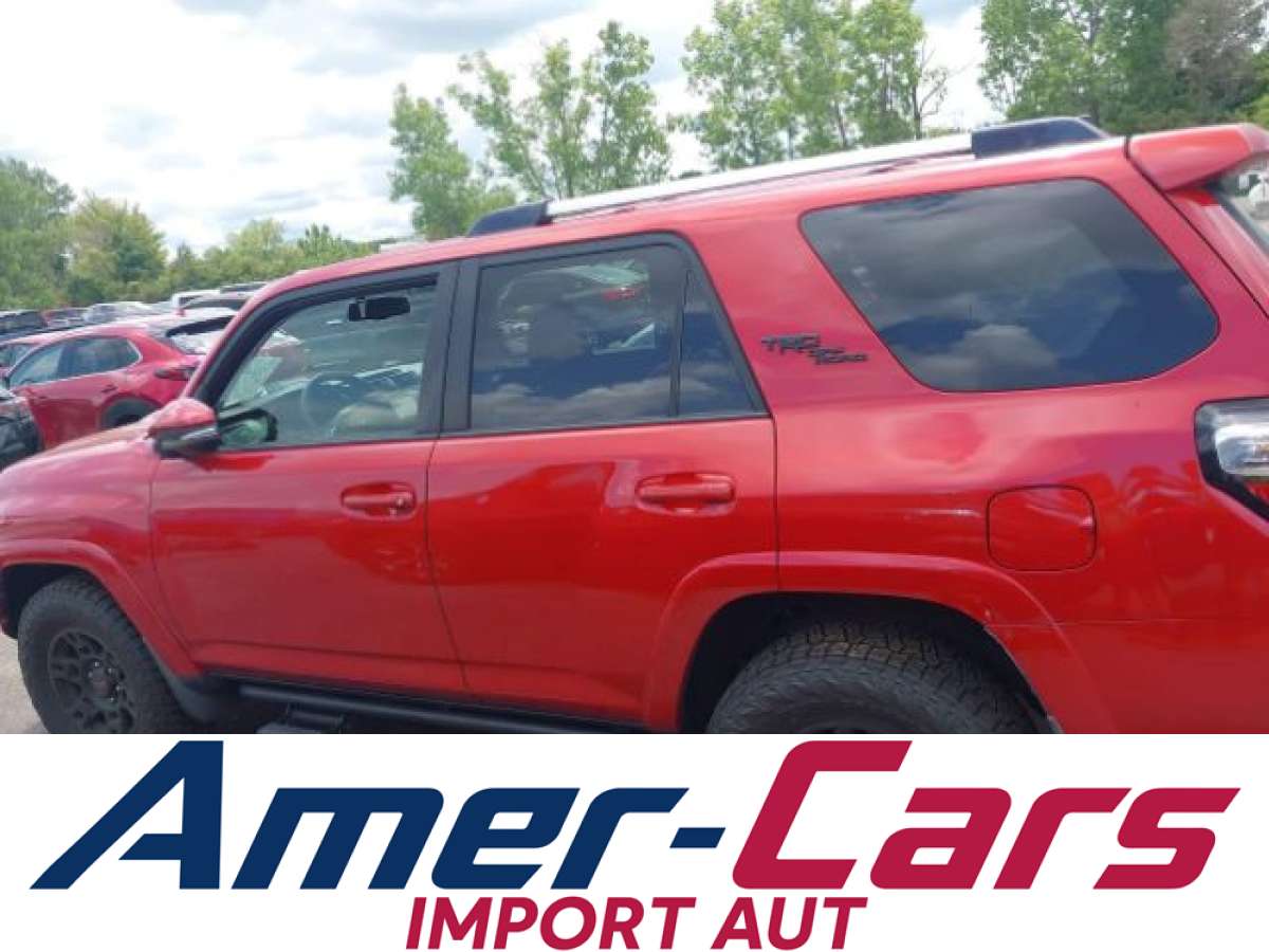 Toyota 4-Runner 2018 z USA — zdjęcie 7 z 15