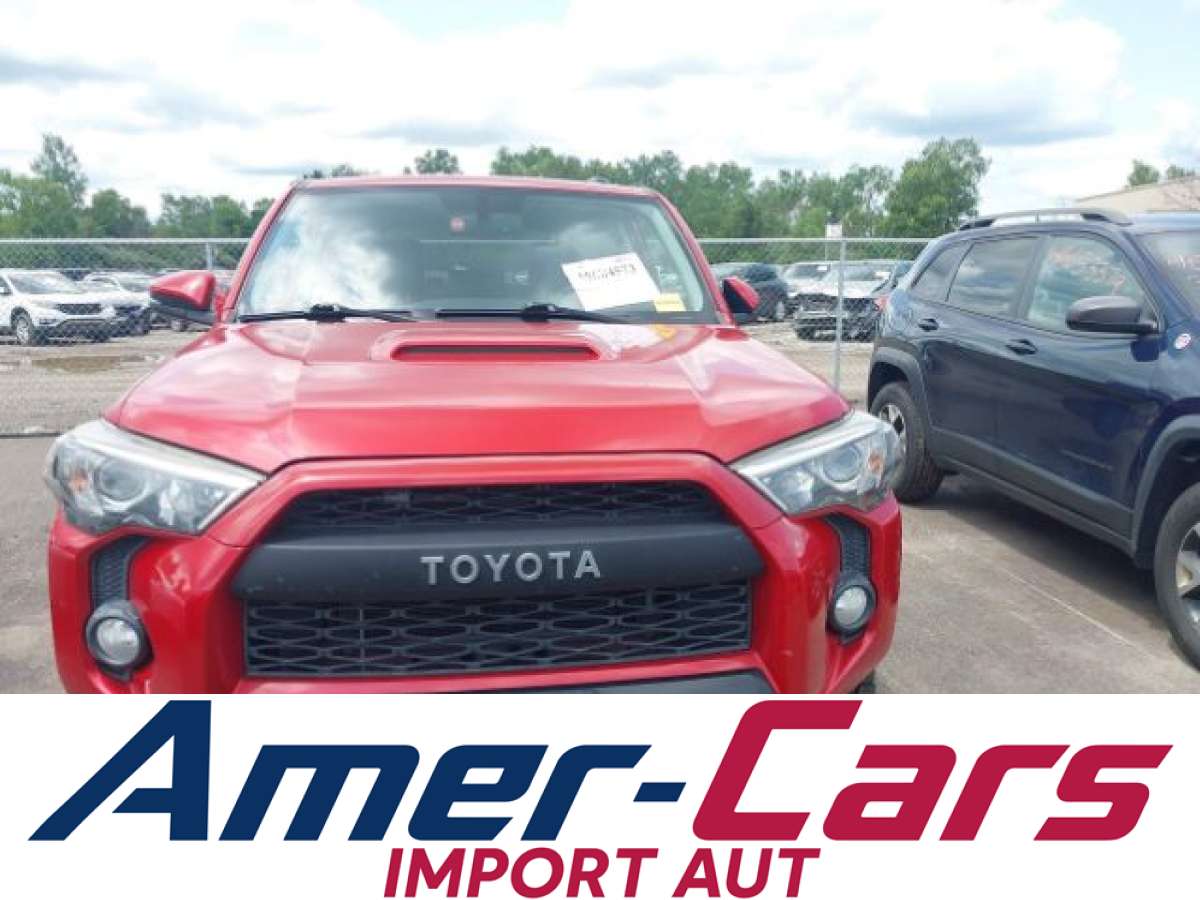 Toyota 4-Runner 2018 z USA — zdjęcie 9 z 15