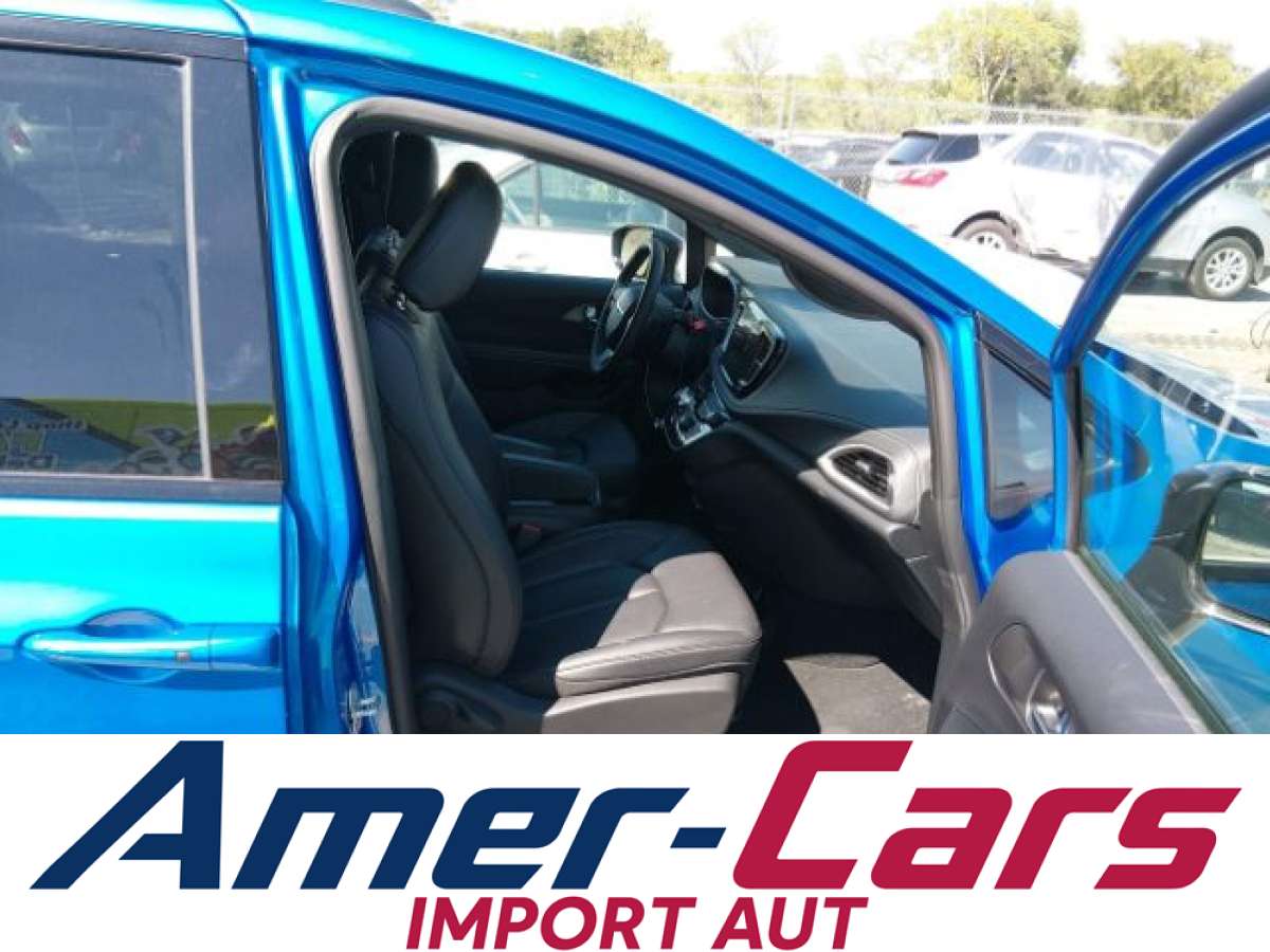 Chrysler Pacifica 2026 z USA — zdjęcie 14 z 20