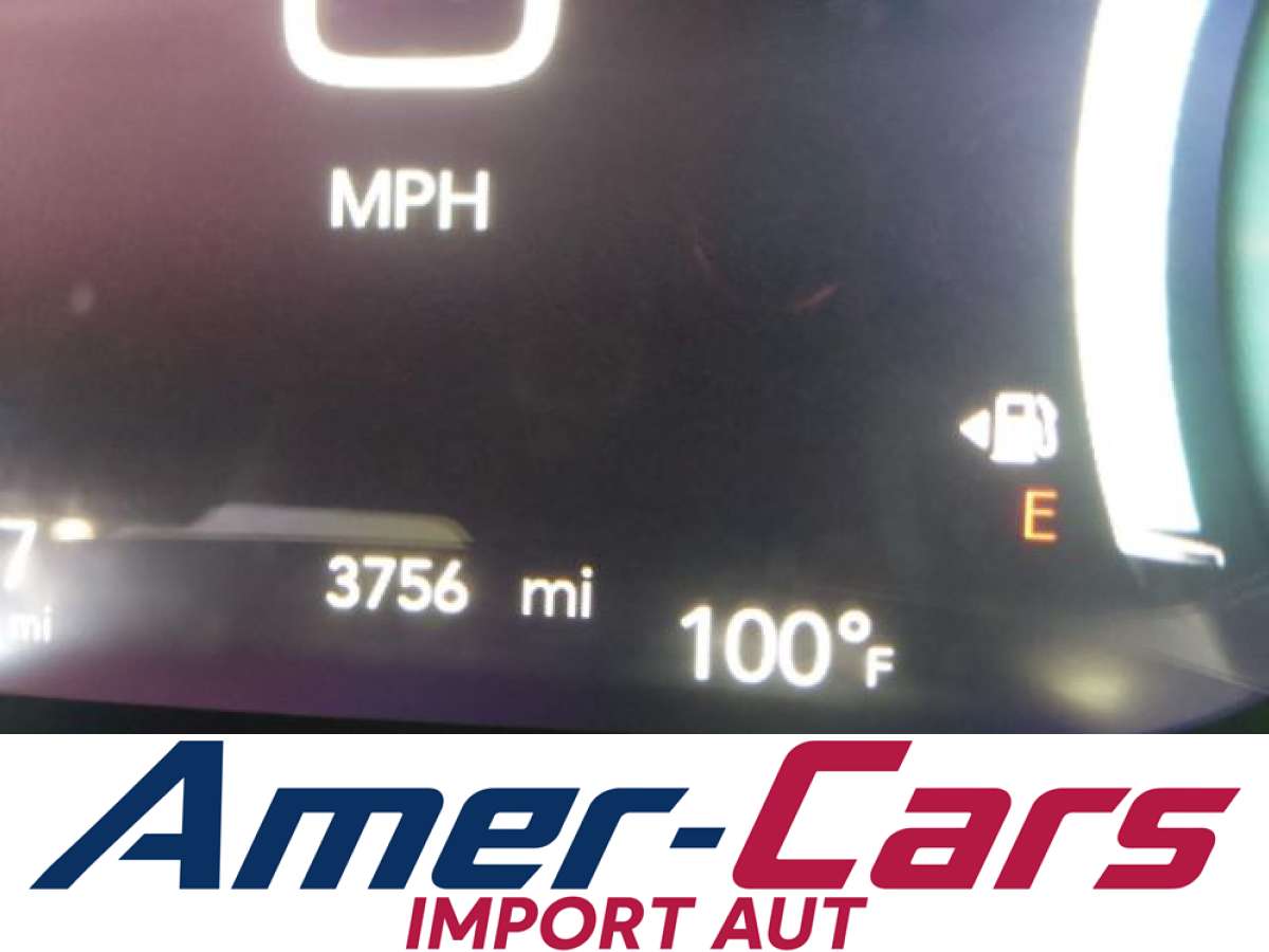 Chrysler Pacifica 2026 z USA — zdjęcie 15 z 15