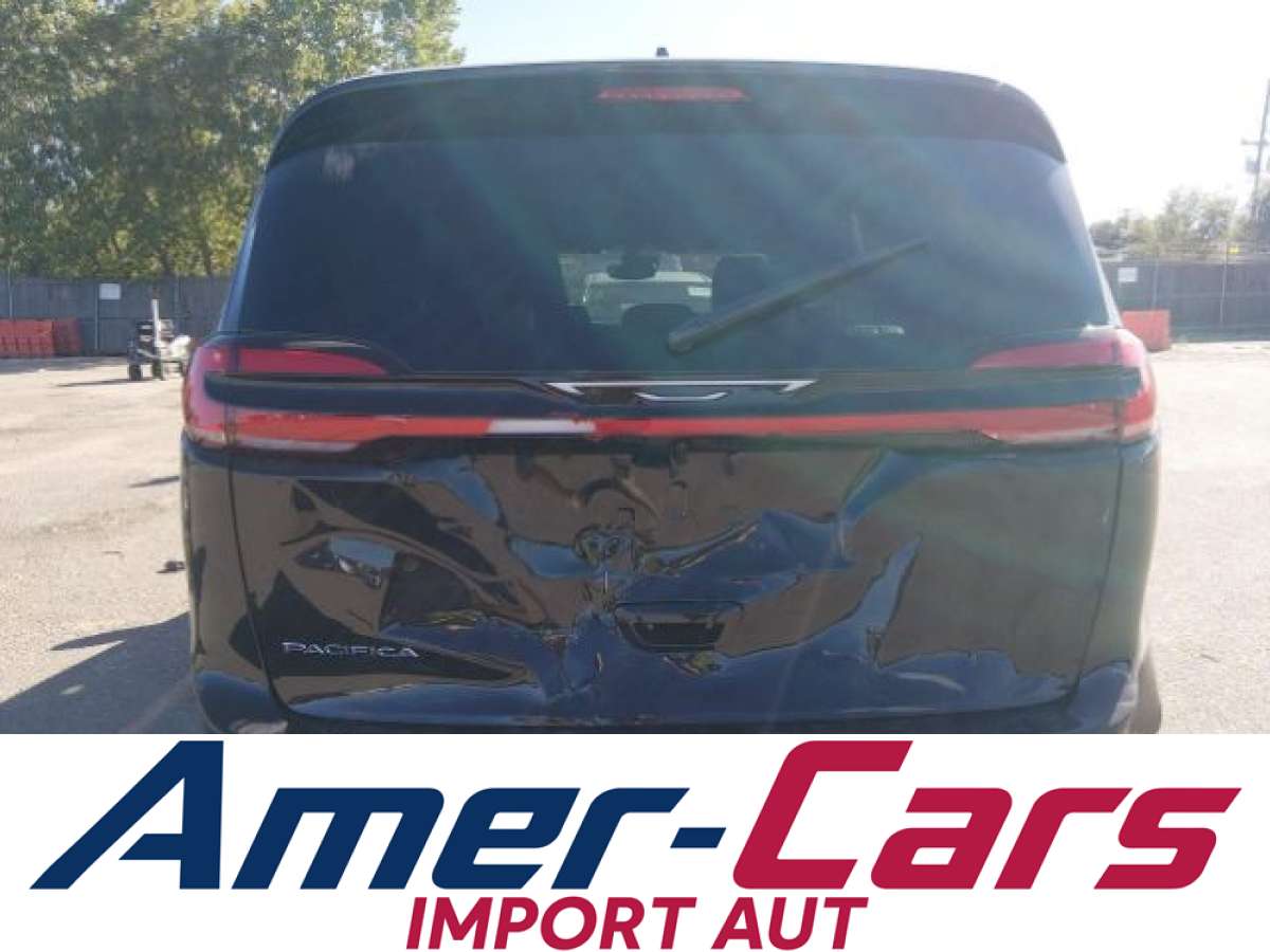 Chrysler Pacifica 2026 z USA — zdjęcie 5 z 15