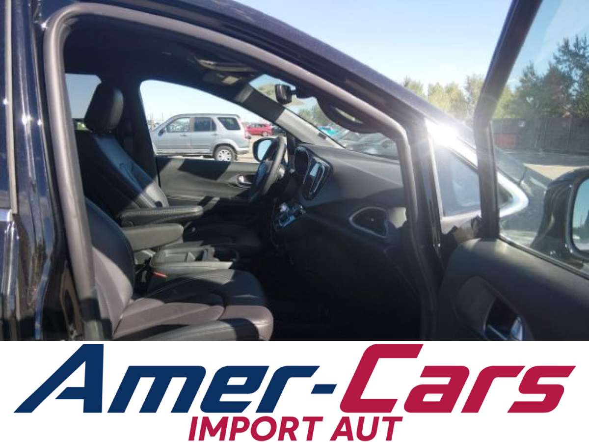 Chrysler Pacifica 2026 z USA — zdjęcie 10 z 15