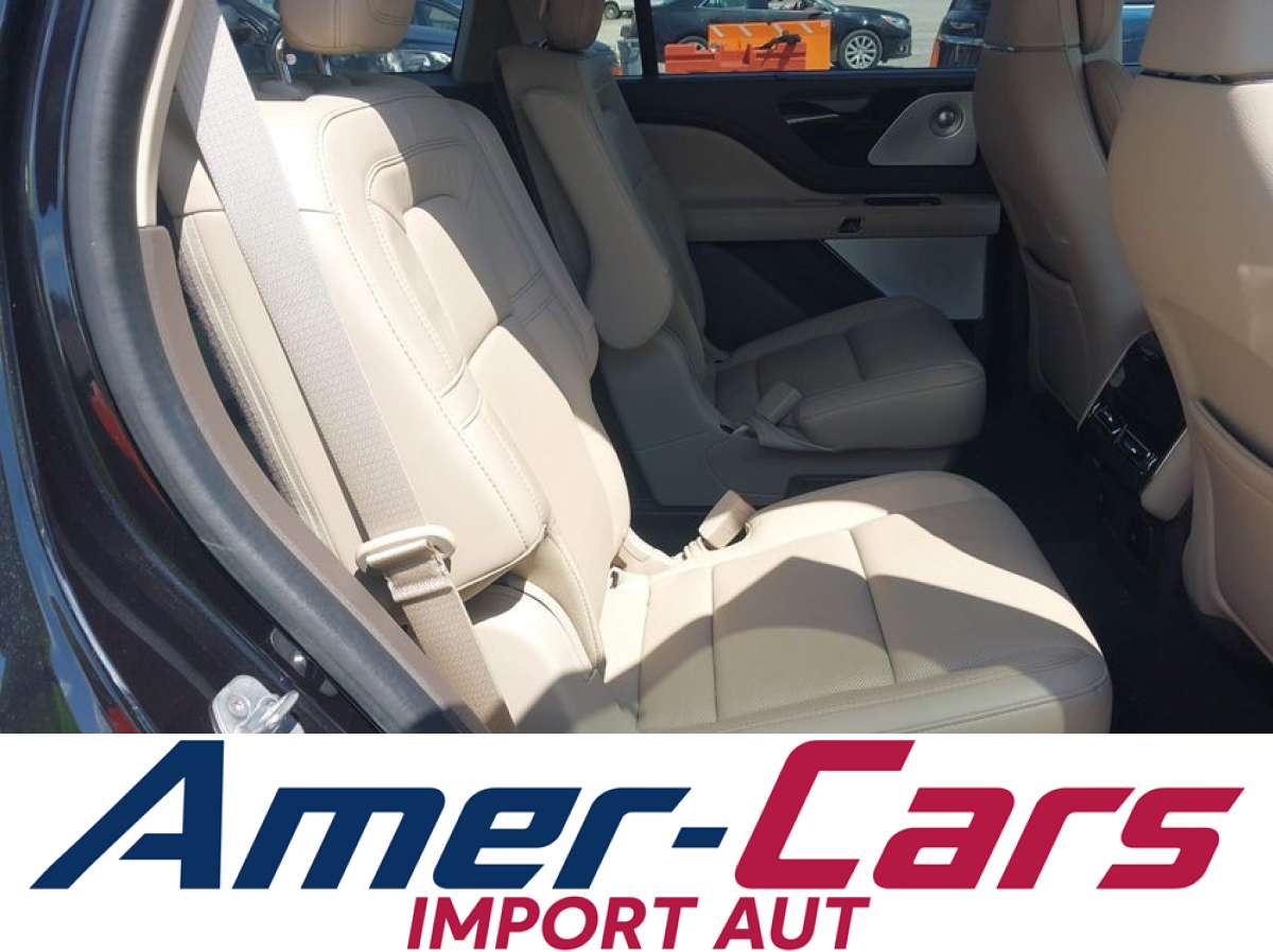 Lincoln Aviator 2023 z USA — zdjęcie 10 z 12