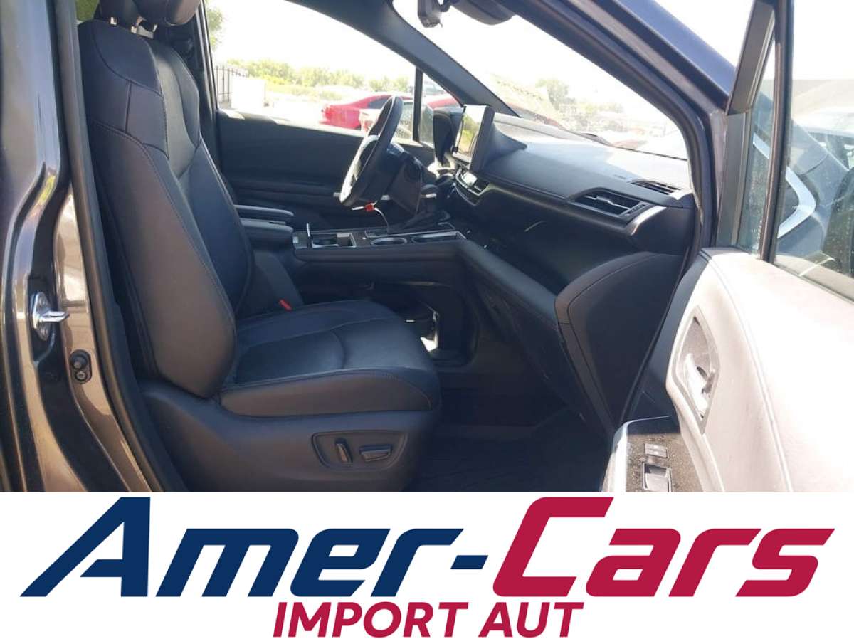 Toyota Sienna 2025 z USA — zdjęcie 11 z 14