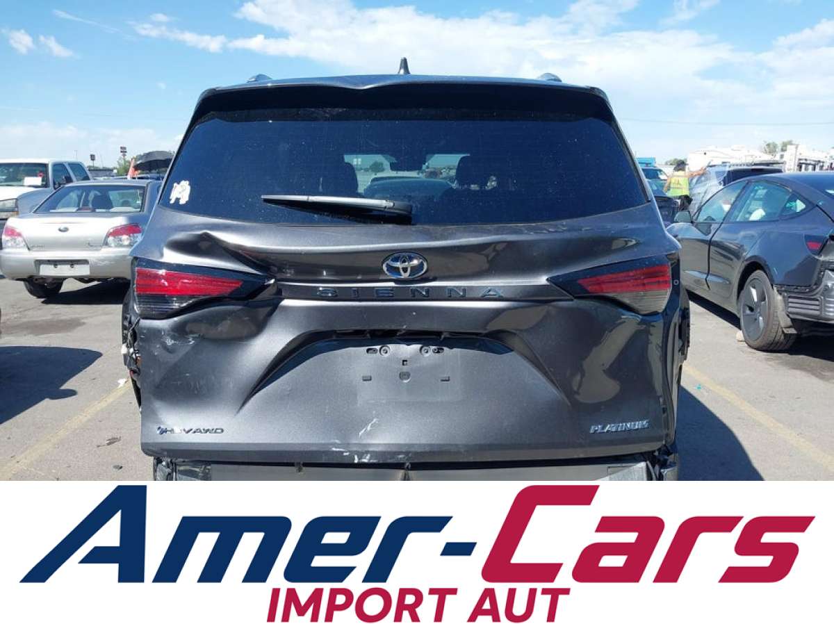 Toyota Sienna 2025 z USA — zdjęcie 5 z 14